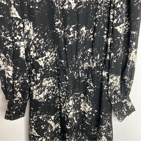 Parker Black and White Patterned Silk Dress Size Small Long Sleeve V Neck - Picture 7 of 12